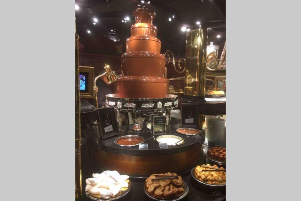 Grands Buffets Hebergement Appartement Narbonne Eksteriør billede