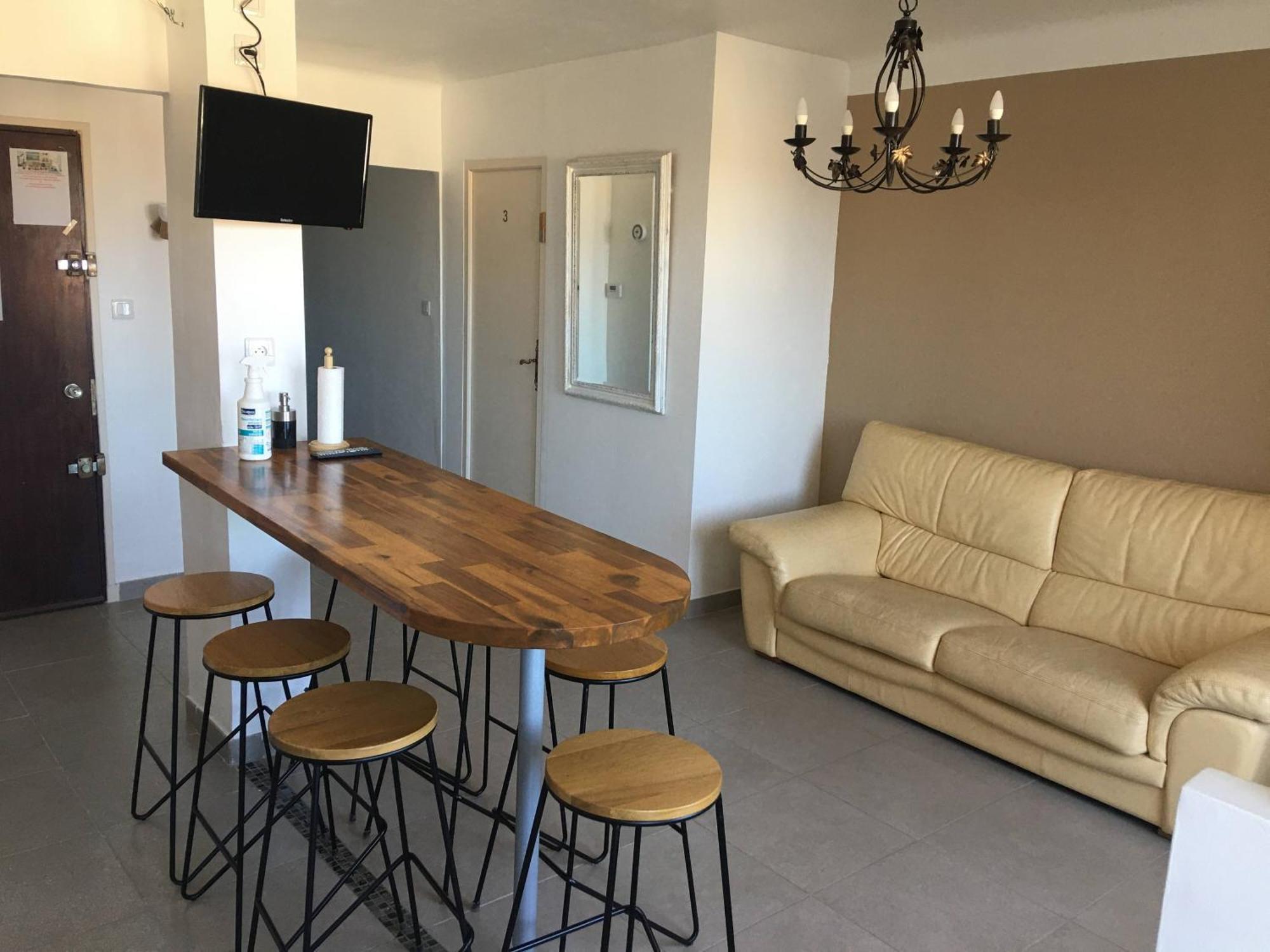 Grands Buffets Hebergement Appartement Narbonne Eksteriør billede